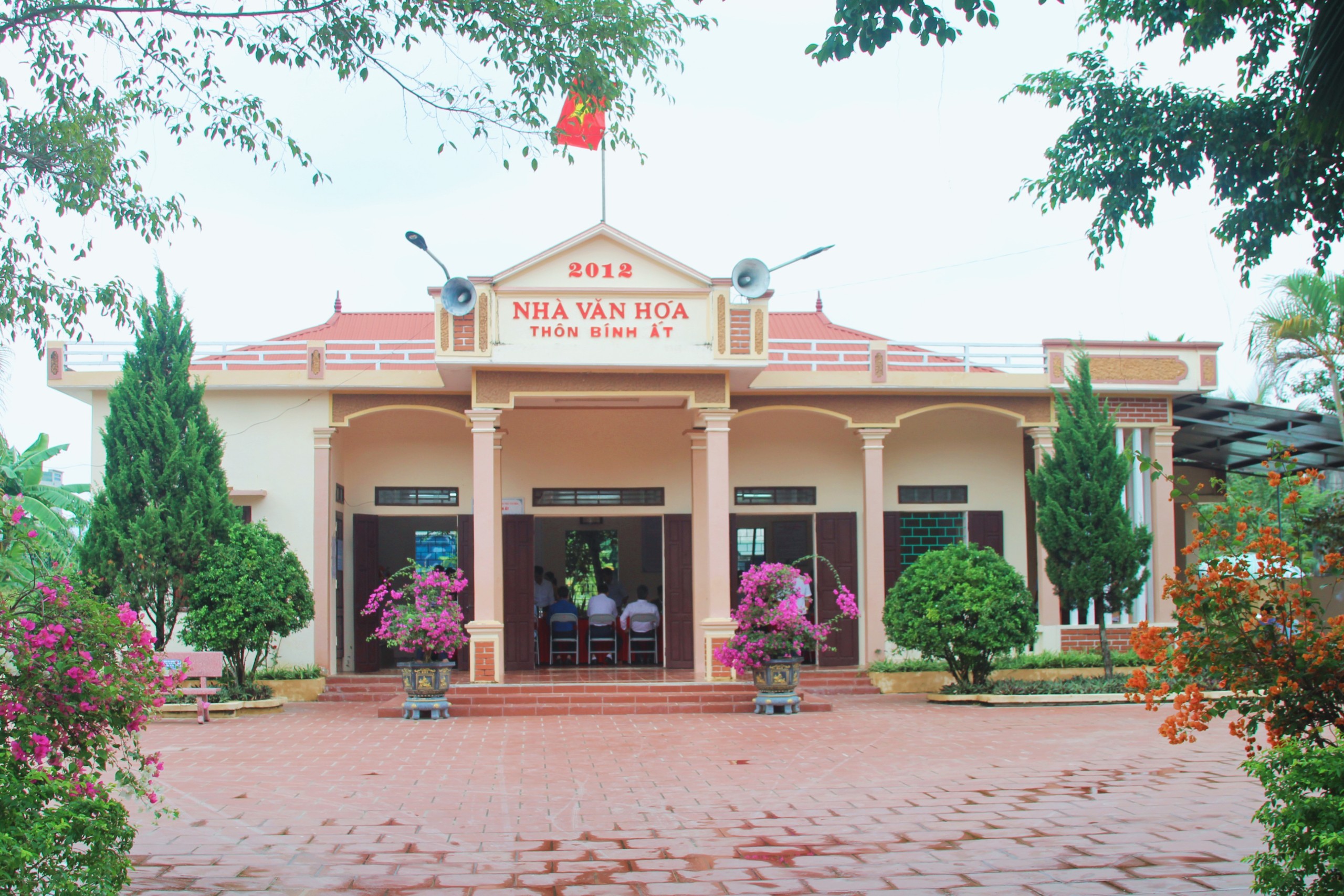 Anh-tin-bai